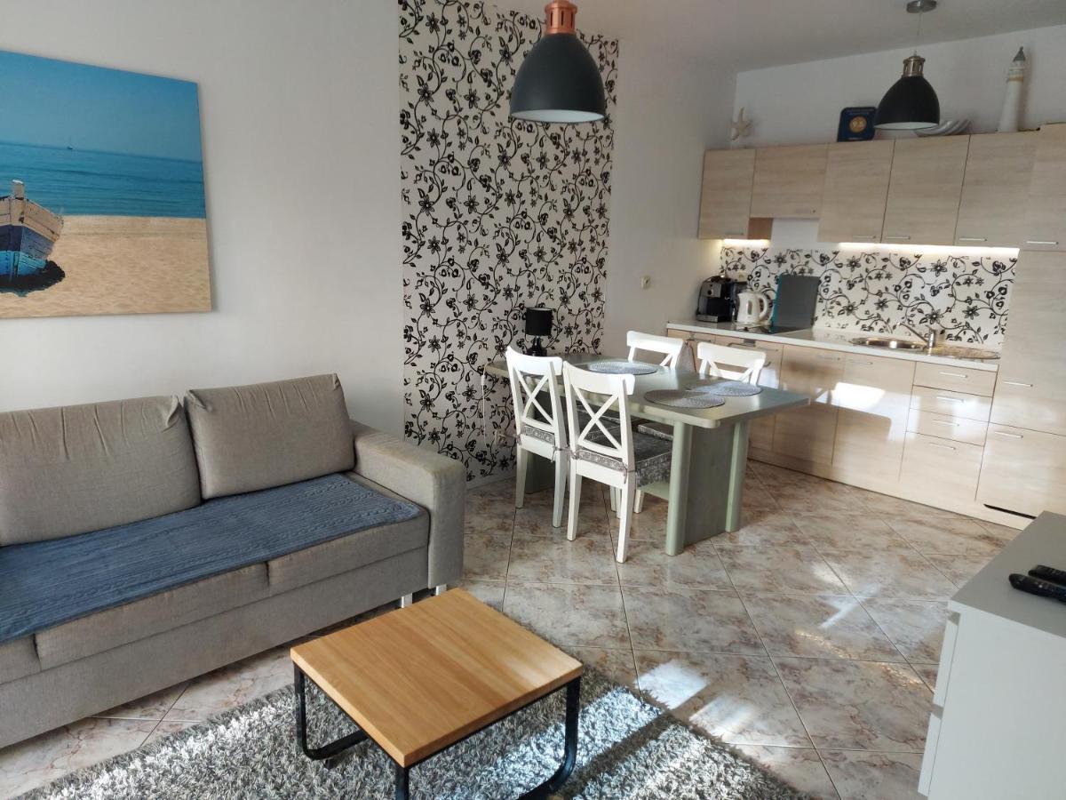 Apartament Portowy Z Garazem, Ul Towarowa Kołobrzeg Eksteriør billede